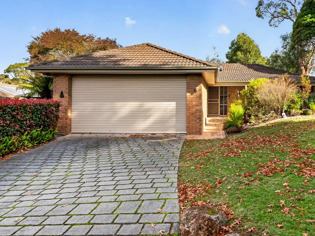 Croydon 4 Bedroom RARE COMBINATION OF PRIVACY, SPACE, TRANQUILITY AND CONVENIENCE