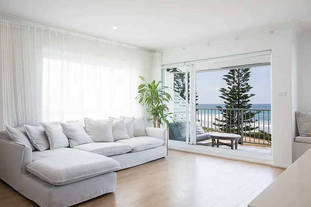 Luxurious Fully Furnished Beachfront Masterpiece with Panoramic Ocean Views - 6 Month lease