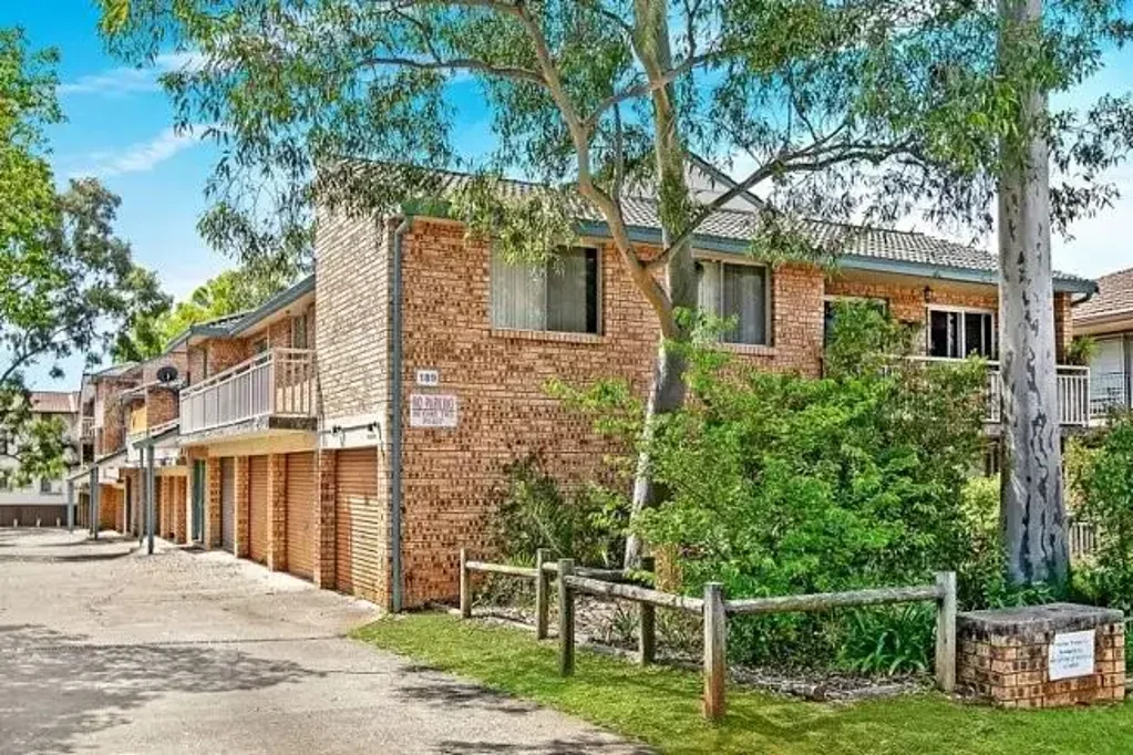 Stylish & Spacious 2-Bedroom Unit with Ample Storage