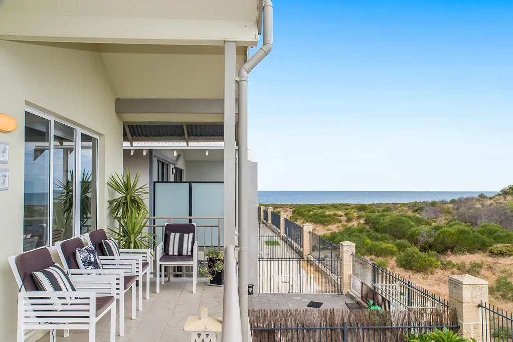 24/2 Robertson Road, Ledge Point, WA 6043
