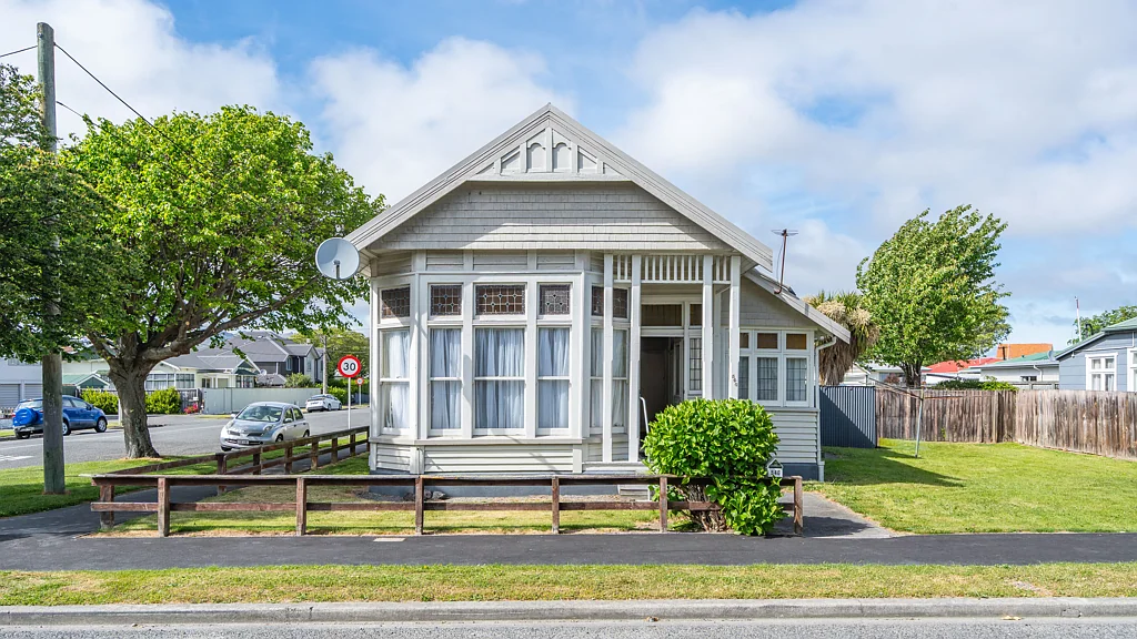 Linwood 4Zimmer Inner-City Land Bank on Hereford Street