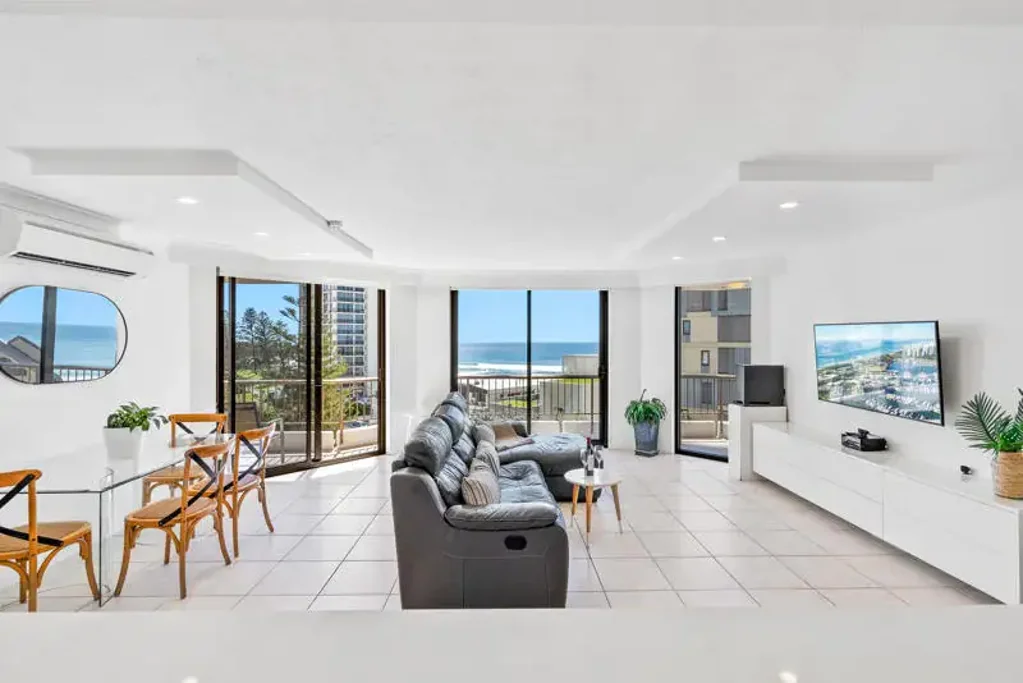 17/3576 Main Beach Parade, Main Beach, QLD 4217