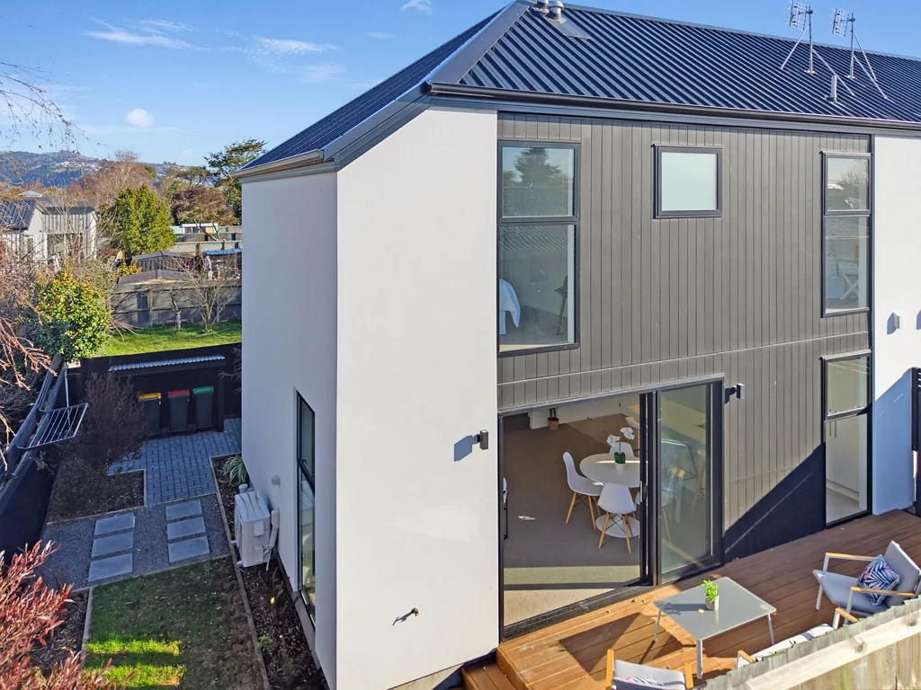 Woolston 2房  Definitely Worth a Look.
