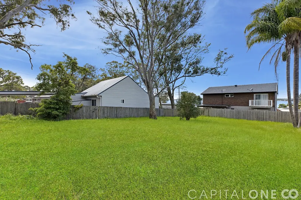 2B Ocean View Road, Gorokan, NSW 2263