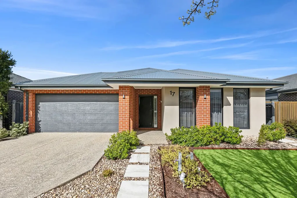 17 Eaton Road, Mount Duneed, VIC 3217