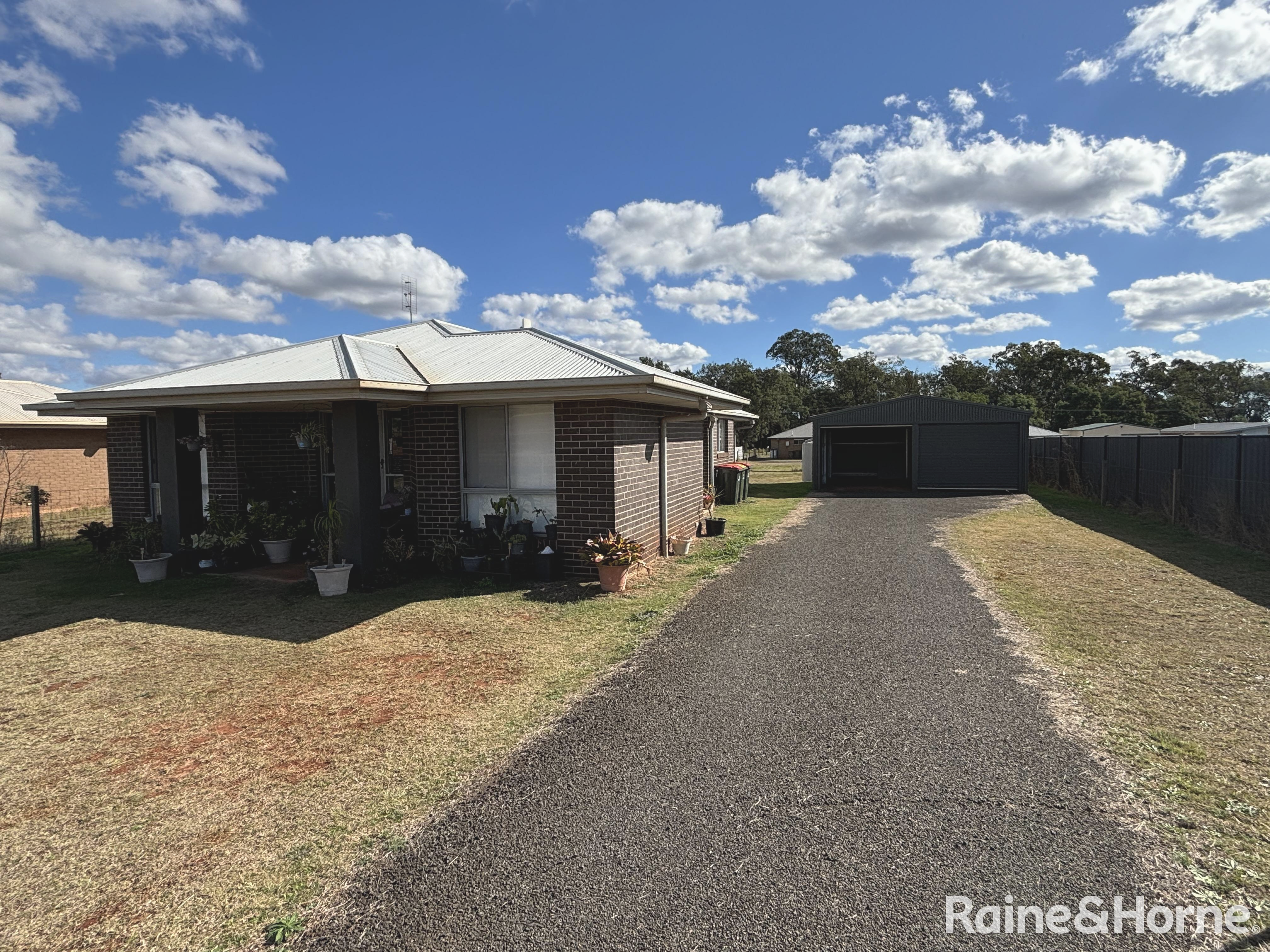 13 MARQUIS ST, MEMERAMBI QLD 4610, 0 rūma, 0 rūma horoi, House