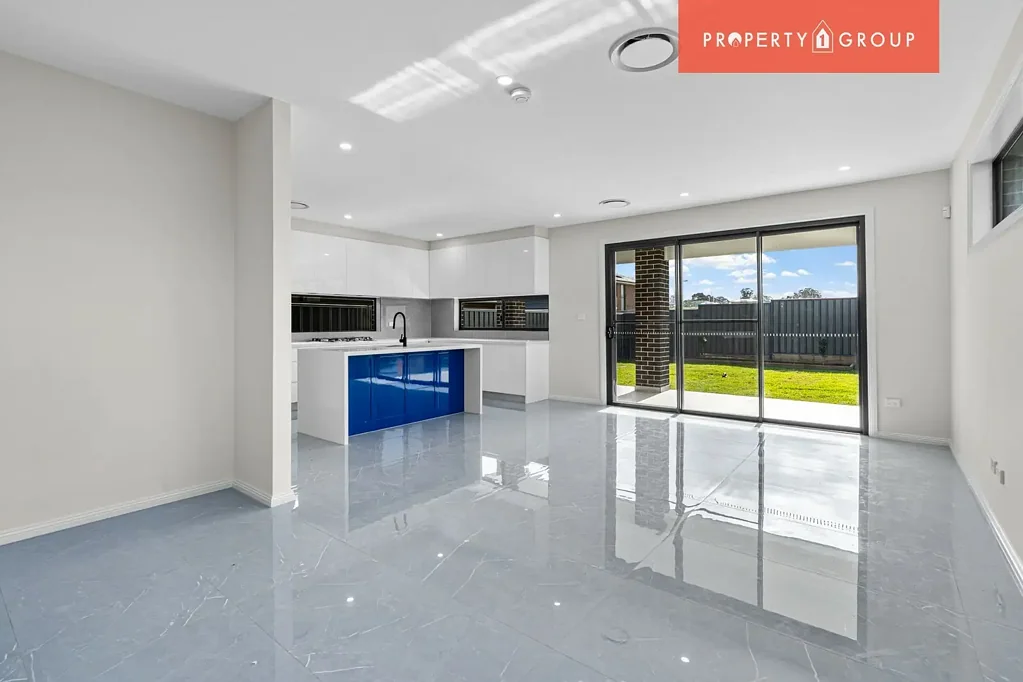 Brand New Beautiful 5 bedroom house .Ready to move in.