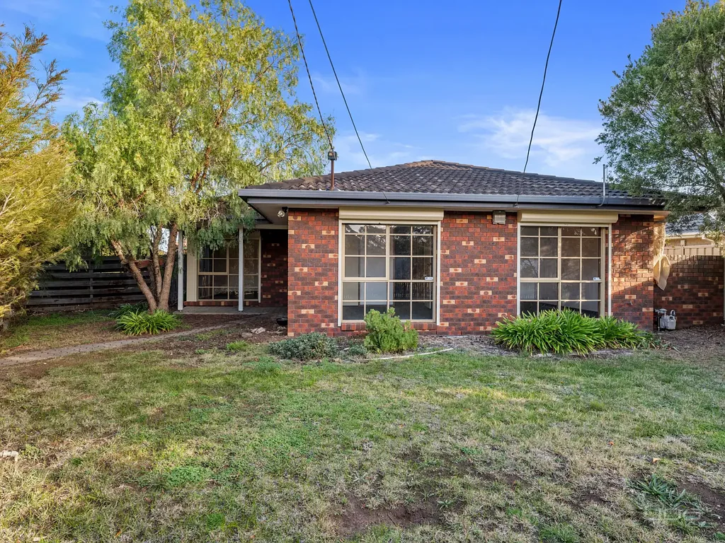3 BEDROOM FAMILY HOME PLUS STUDY