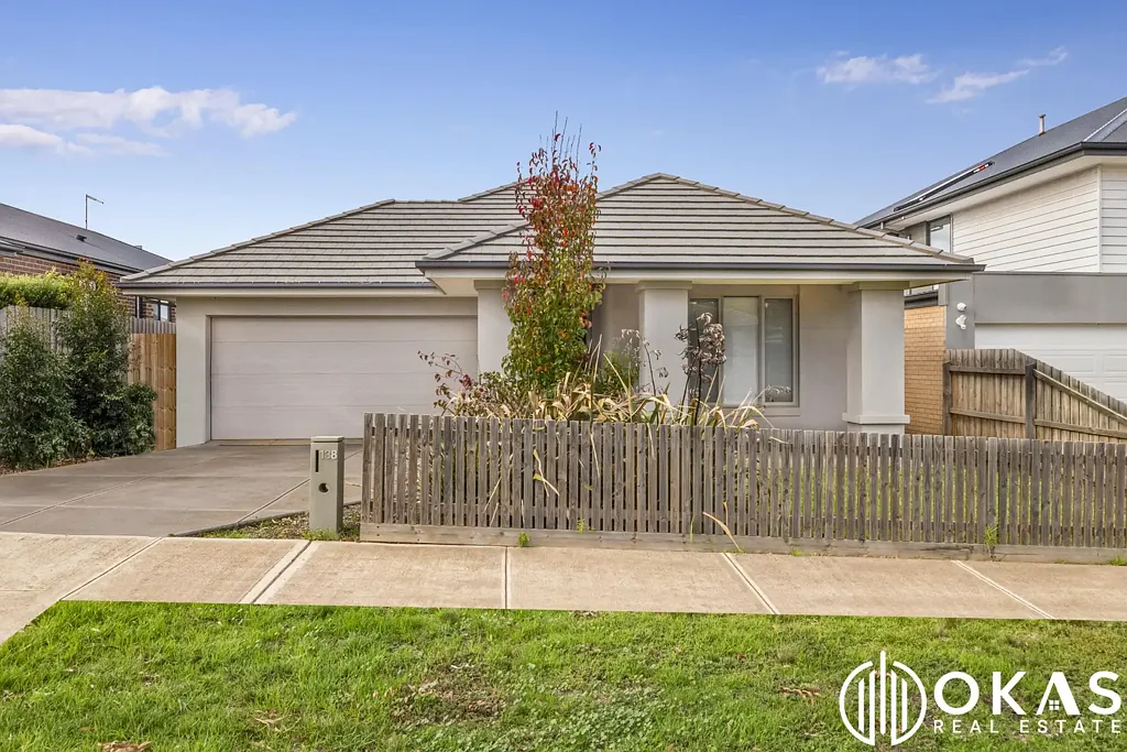 Modern Family Living in the Heart of Eynesbury