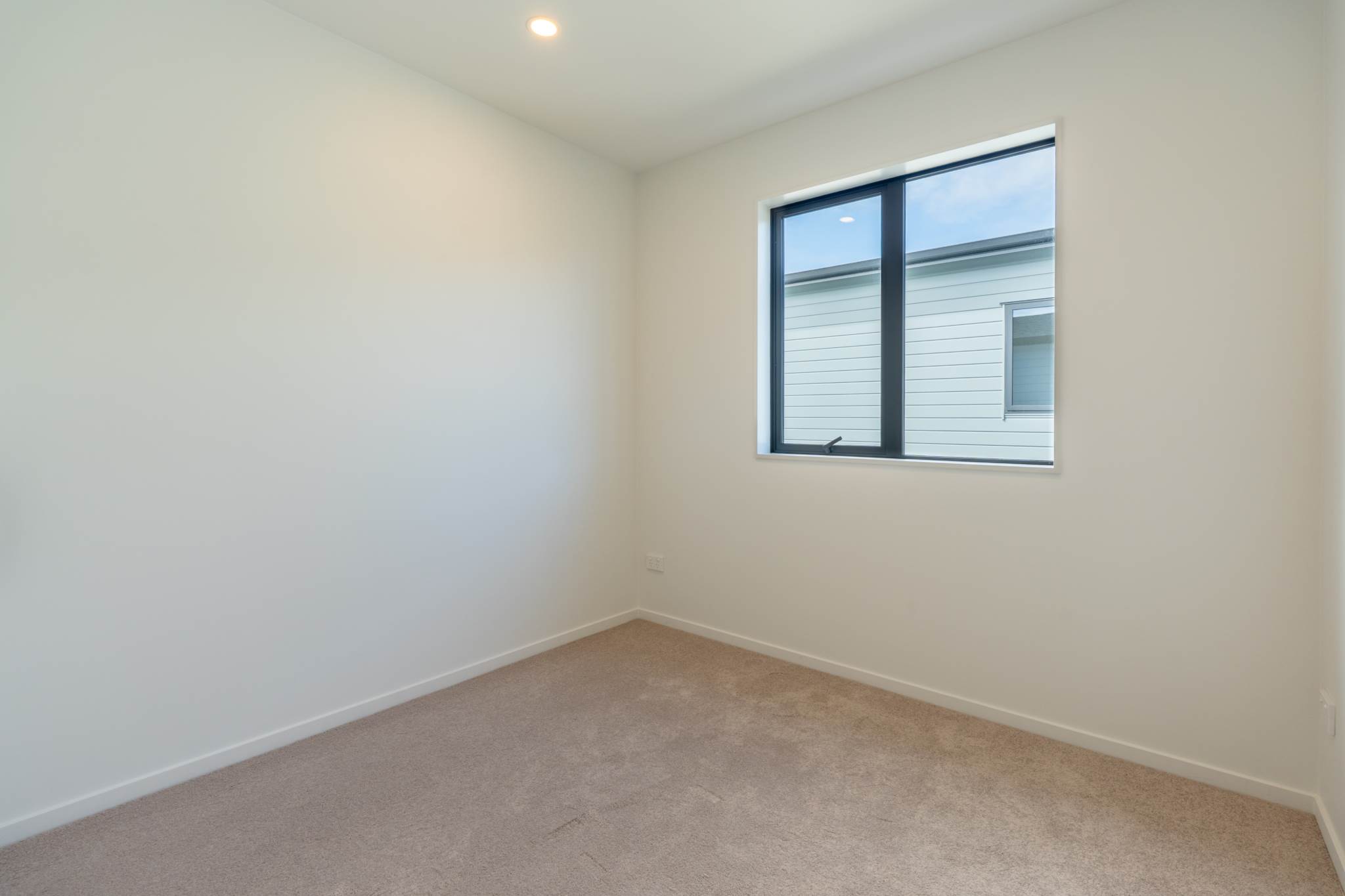 10 Lomandra Street, Westgate, photo 16