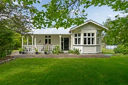 160 Fitzherbert Street, Featherston