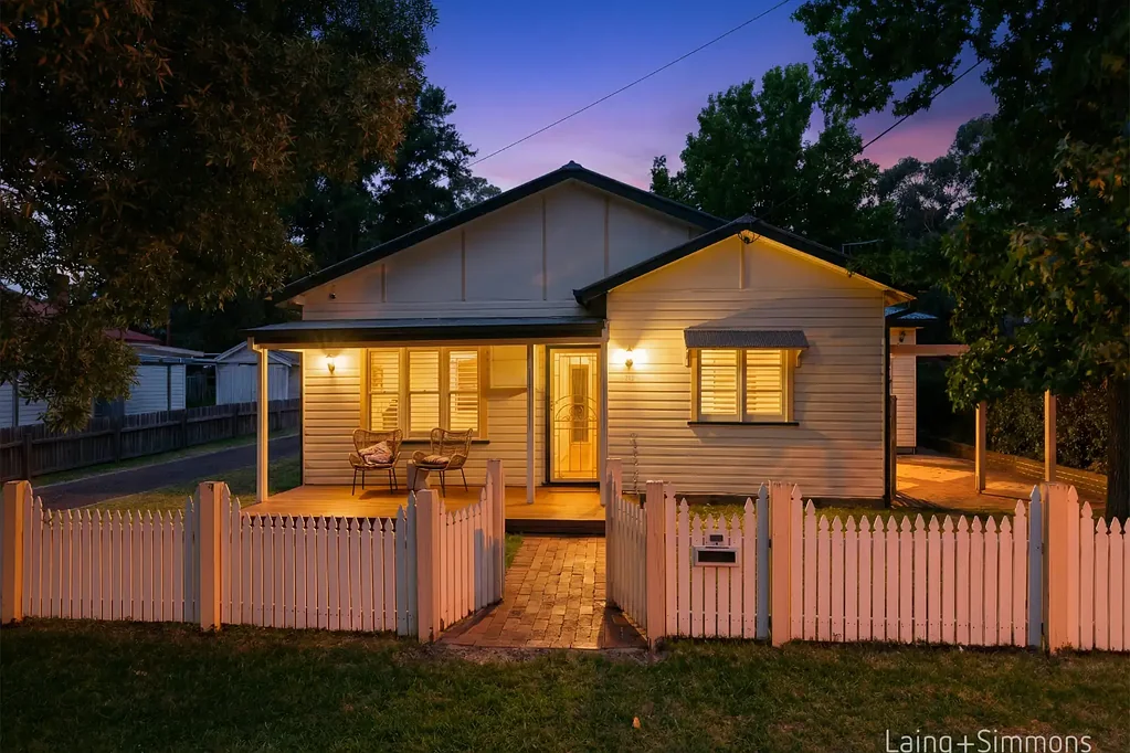 212 Dumaresq Street, Armidale, NSW 2350