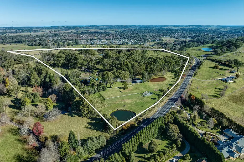 Bowral 4ห้องนอน Architectural Luxury Meets the Freedom of Country Living