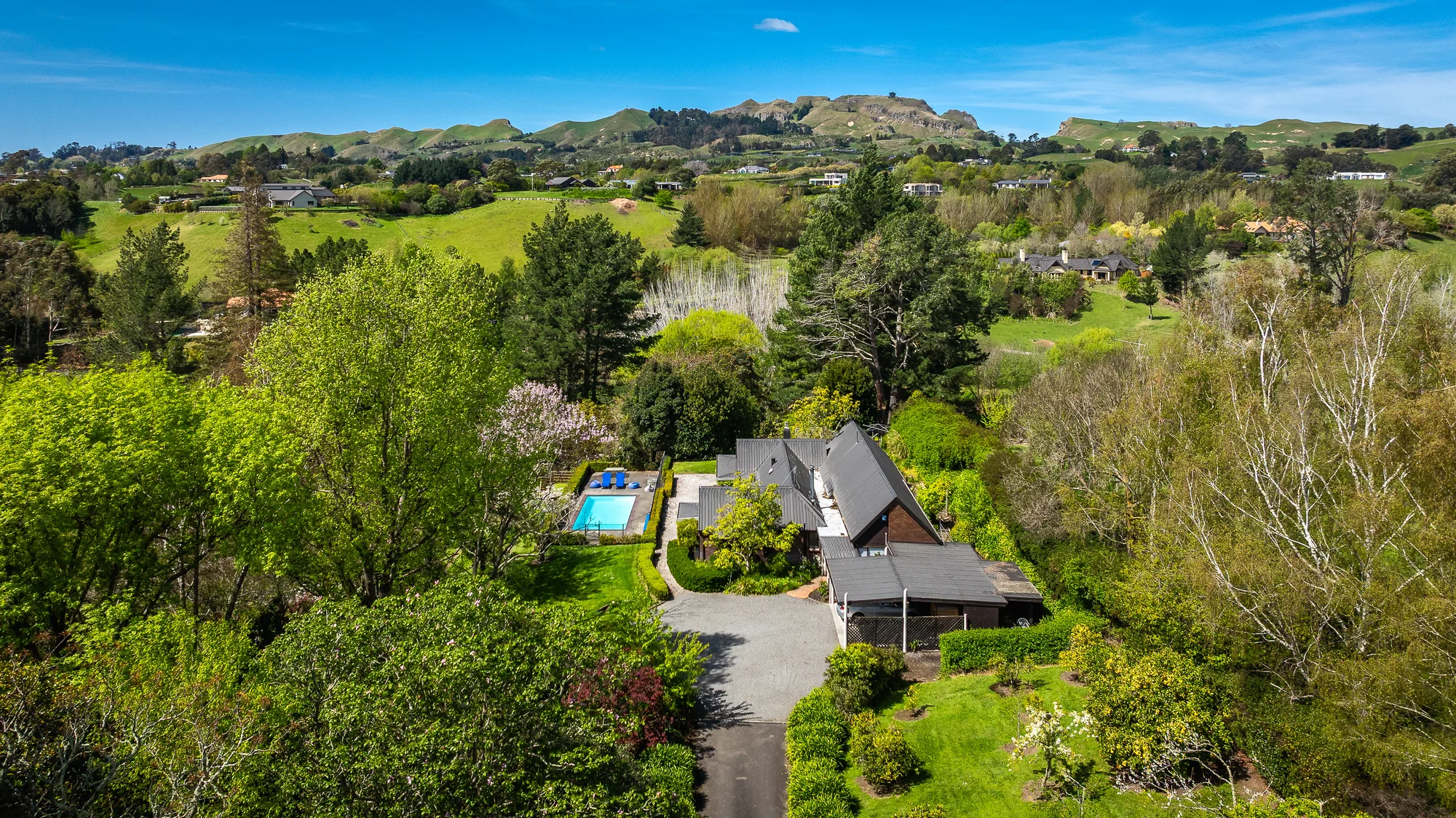Havelock North Sun-soaked private retreat