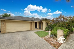 10 Ned Street, Cranbourne East