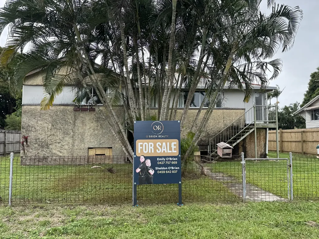 10 Hinton St, Mackay, QLD 4740