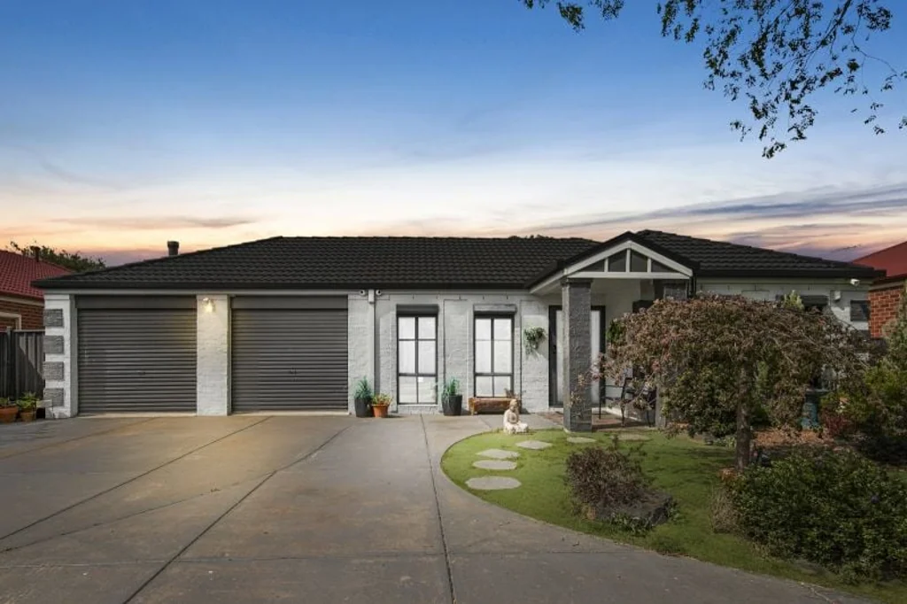 10 Charing Cross Place, Wyndham Vale, VIC 3024