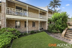 11/15 Koolang Road, Green Point