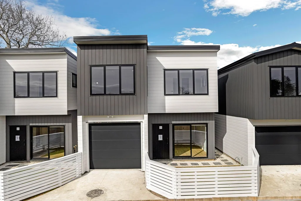 Papatoetoe 3침실 Brand New – Where Lifestyle Meets Modern!