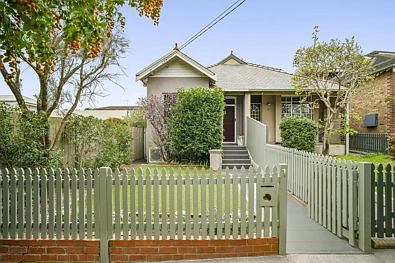 Randwick 3침실 Elegant Family Sanctuary with Timeless Character and DA-Approved Driveway
