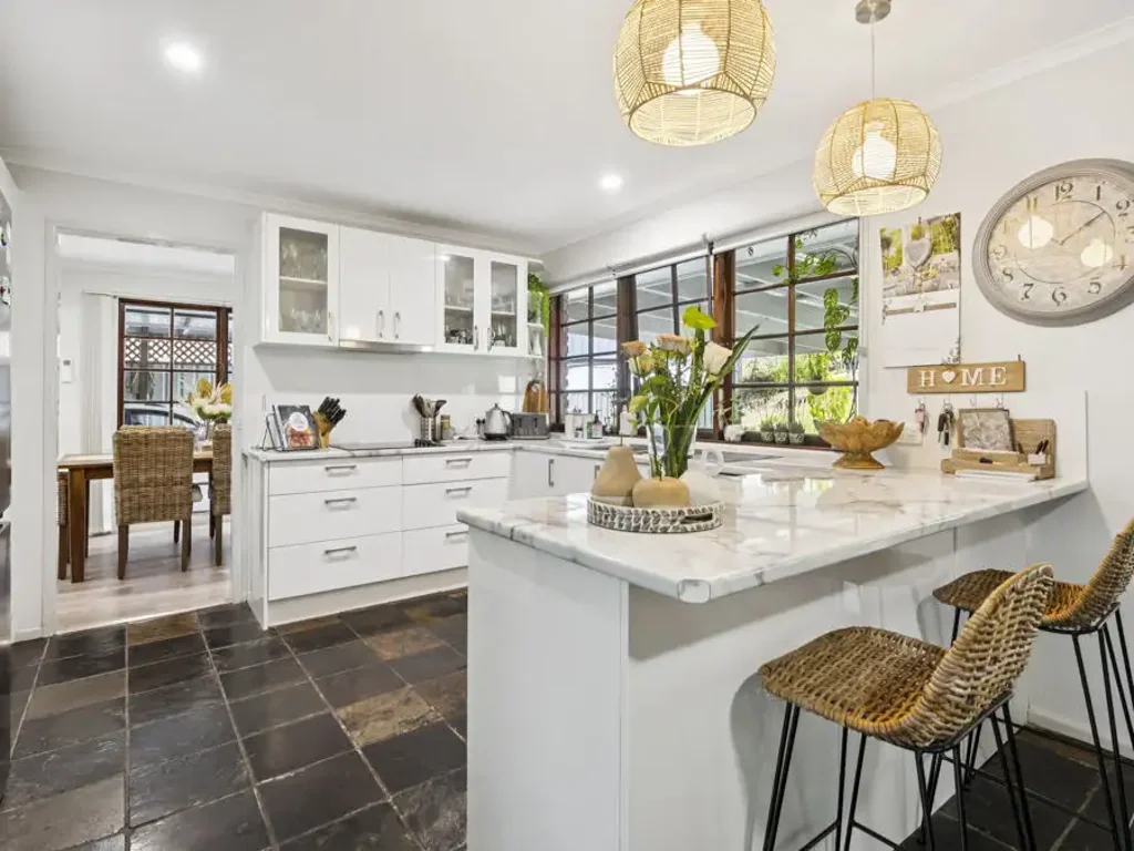 4 Harvie Drive, Boambee East, NSW 2452