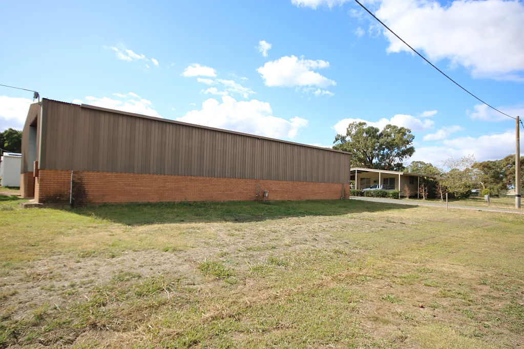 Rochester 4Habitaciones VERSATILE RESIDENCE AND INDUSTRIAL SHED