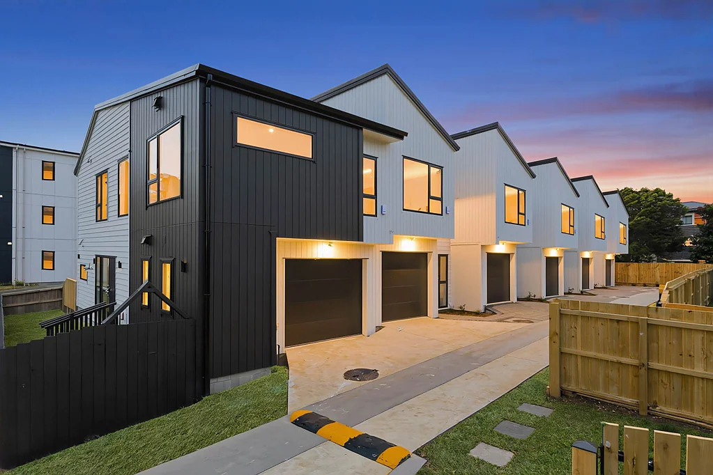 Papatoetoe 3房  Brand-New & Central in Papatoetoe