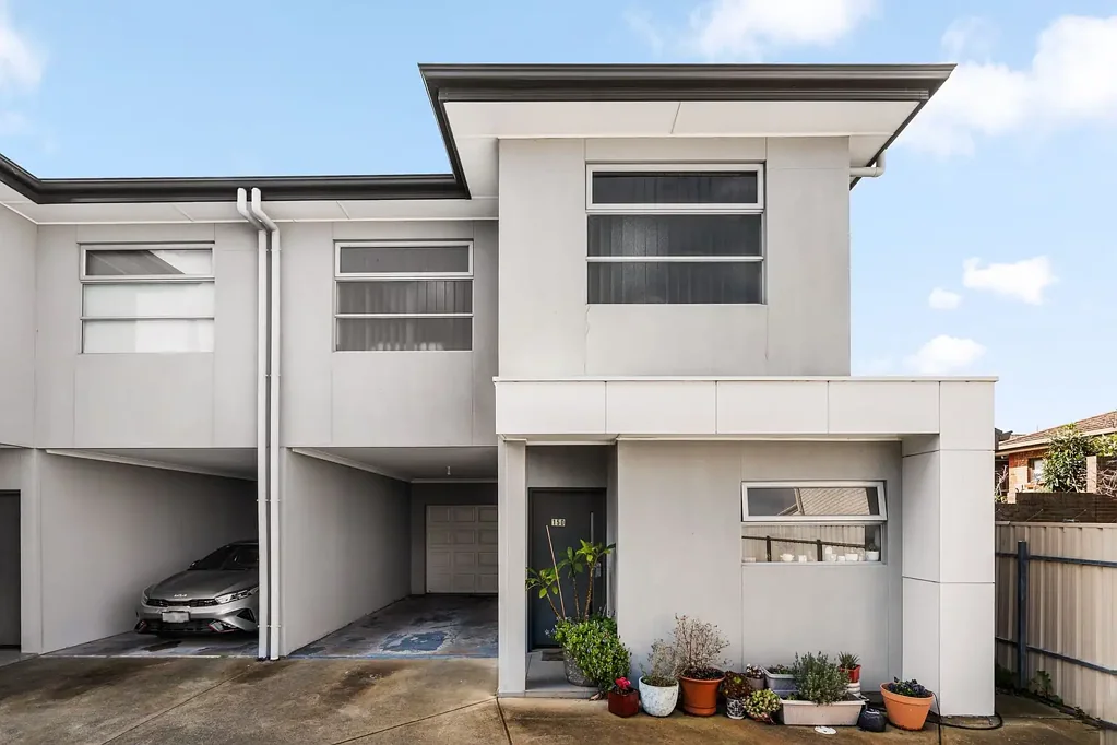 Newton 3બેડરૂમ Light-Filled 3-Bedroom Home: Parking for 2 + a Cosy Sun Deck.