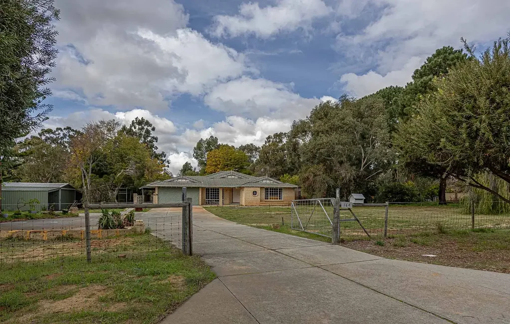 164 Lakelands Drive, Gnangara, WA 6077