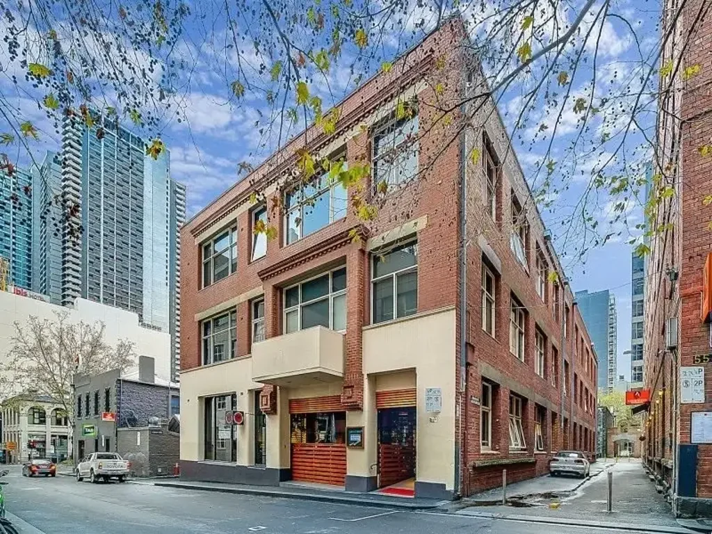 New York Inspired Loft-Style Apartment In Prime CBD Location