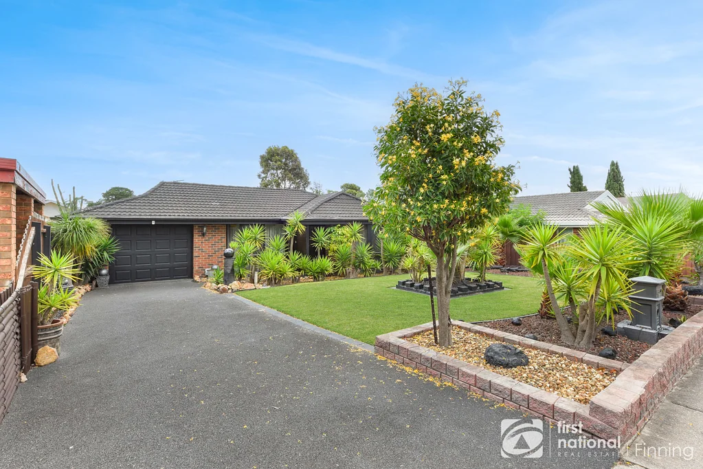 28 Waverley Park Drive, Cranbourne North, VIC 3977