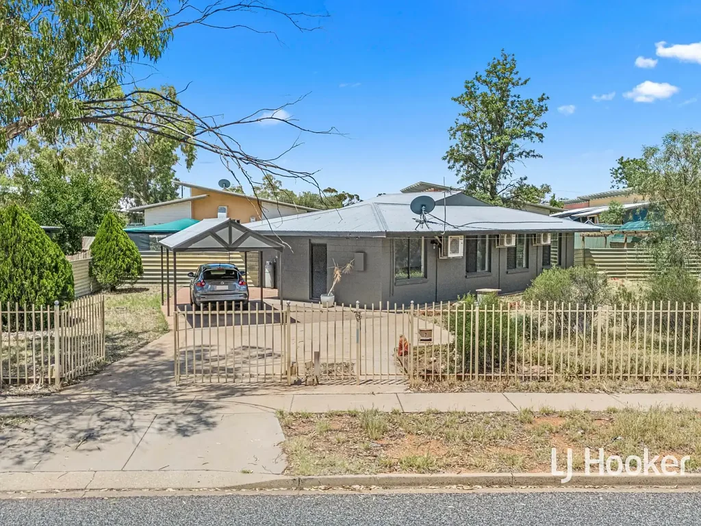 7 Poeppel Gardens, Gillen, NT 870
