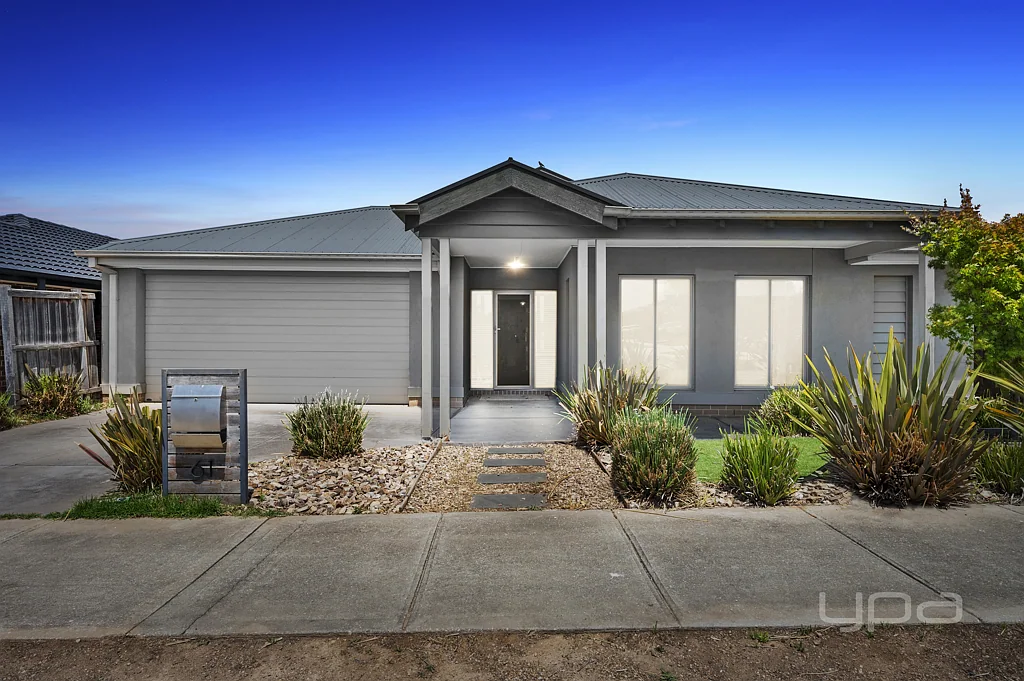 61 Oakpark Drive, Harkness, VIC 3337