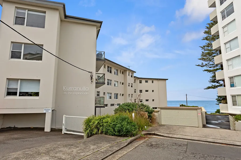 Updated Two Bedroom Unit in Prime Location