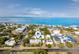 11 Seaview Road, Port Elliot