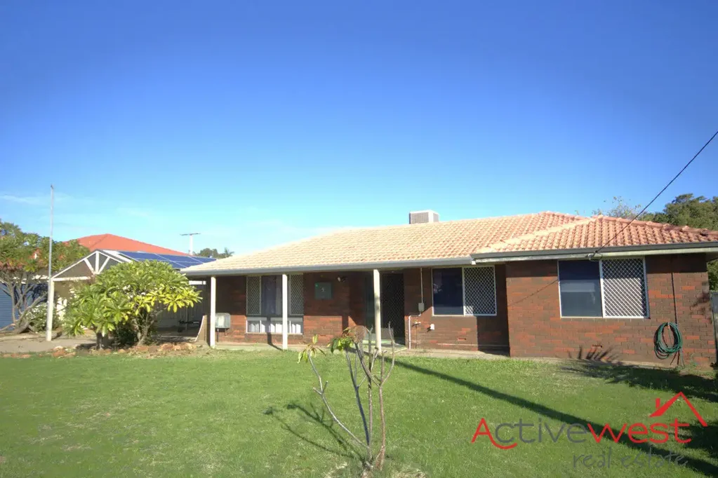Spalding 3غرفة نوم Entry Level Home