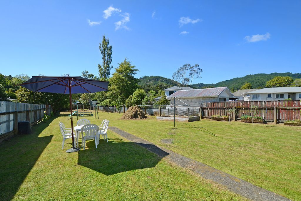 21 Pinehaven Road, Pinehaven, Upper Hutt, 5房, 0浴