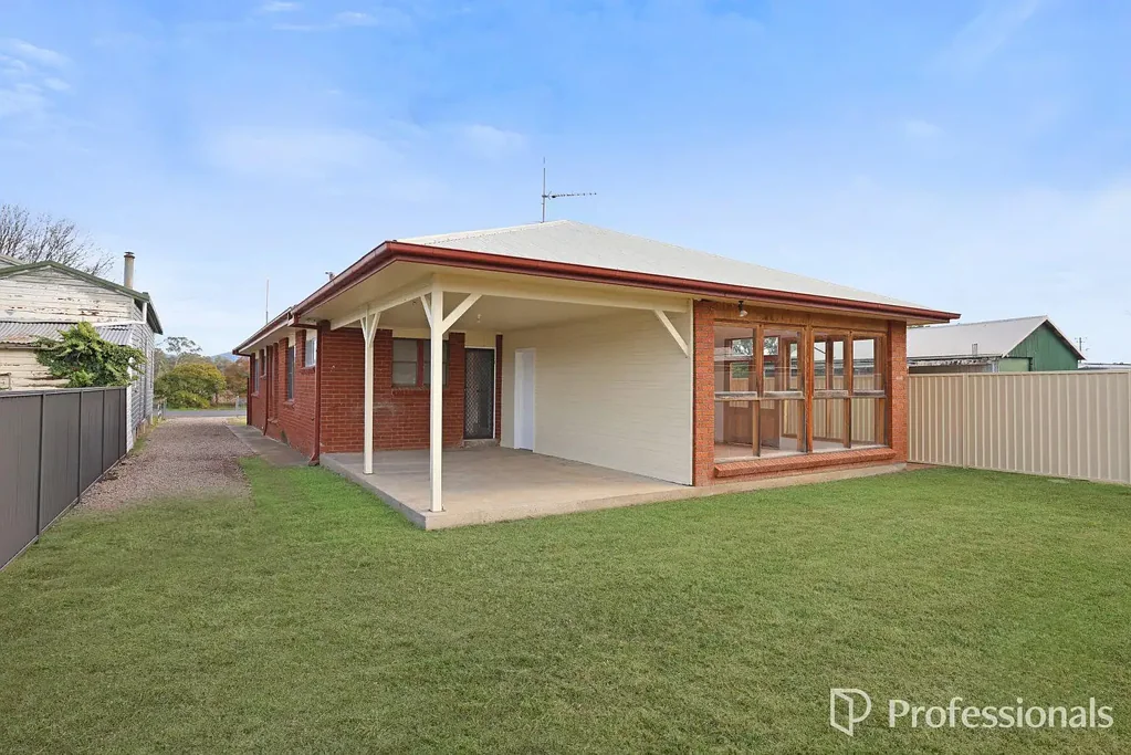 4 Bedroom House for Lease Werris Creek