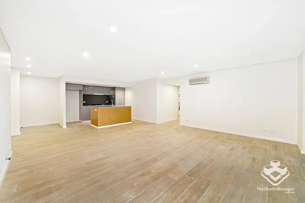 Spacious Two Bedroom Apartment @ Whites