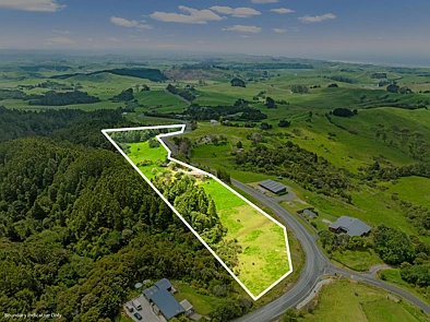 Waipu 2Zimmer Priced at $799,000! Bring your Vision to life!