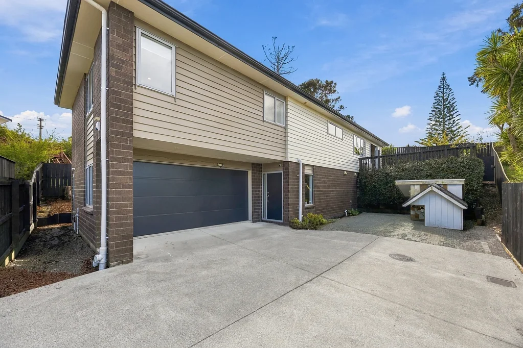 2/61 Albrecht Avenue, Hillsborough, Auckland