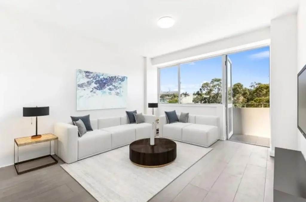 Chic Bellevue Hill Retreat with Panoramic District Views