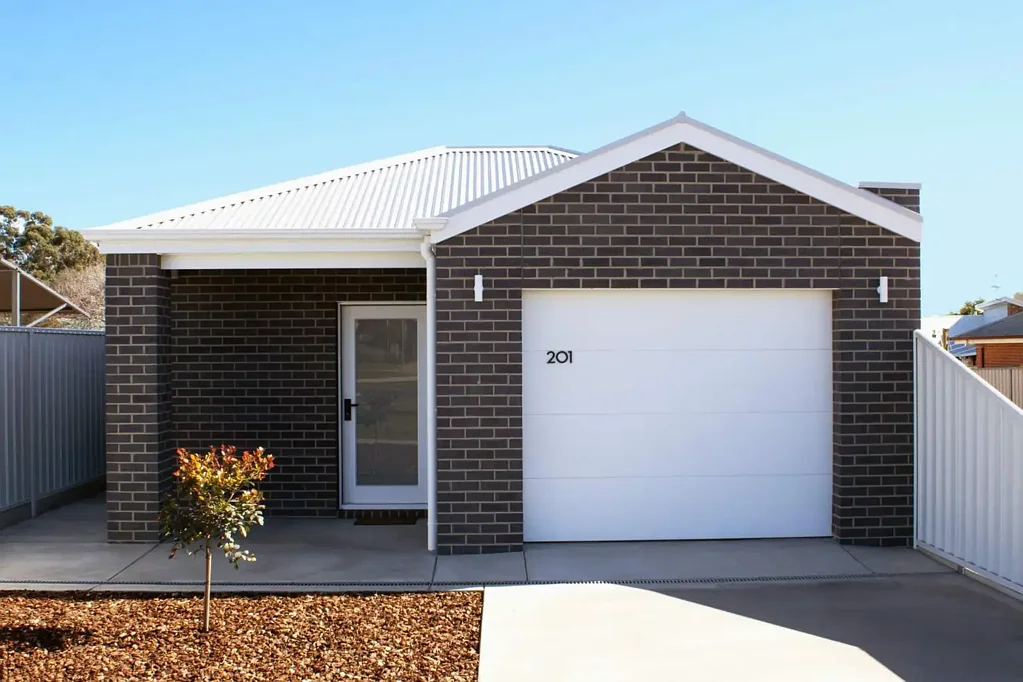 Mildura  LOW-MAINTENANCE TOWNHOUSE IN PRIME LOCATION