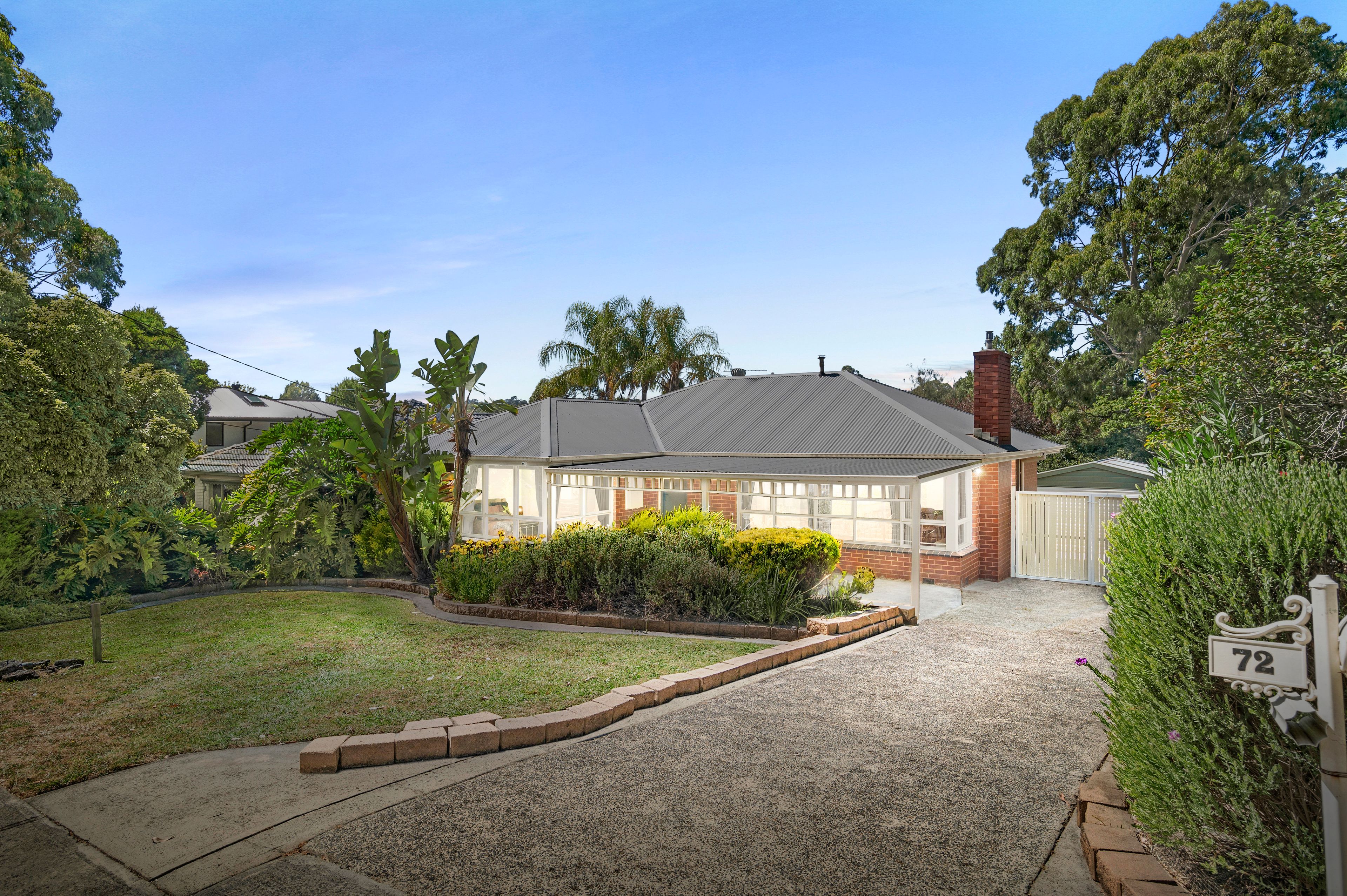 72 CARRONVALE RD, MOOROOLBARK VIC 3138, 0 રૂમ, 0 બાથરૂમ, House