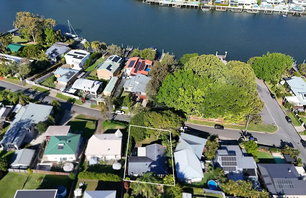 Coomera 3침실 1980's GEM! MUST BE SOLD!