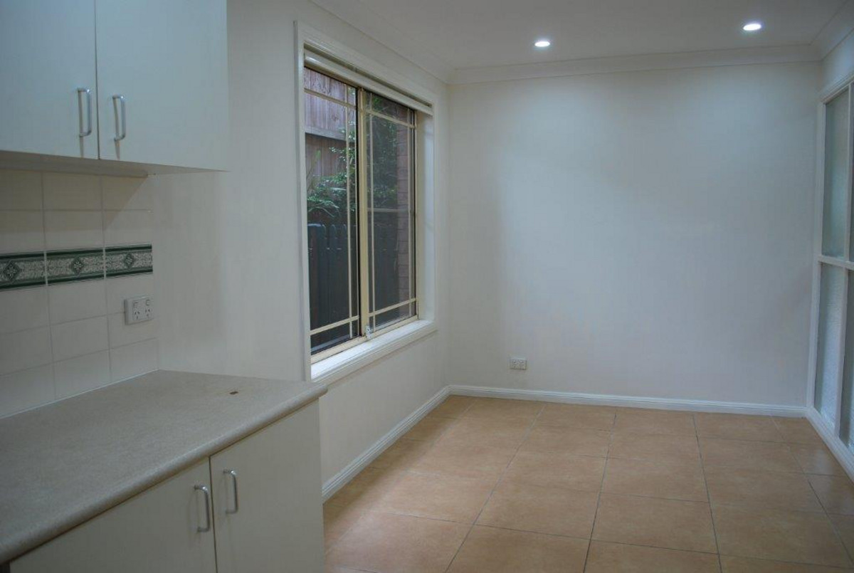 40 NEALE AV, CHERRYBROOK NSW 2126, 0 habitaciones, 0 baños, Townhouse