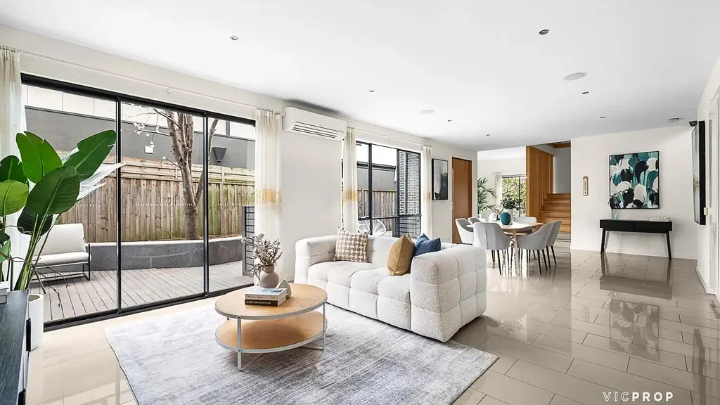 Coburg North 4部屋 Superior Living In A Prime Location