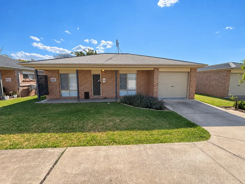 Kingaroy 2Moenga Great Investment Property or move in at the end of the lease.