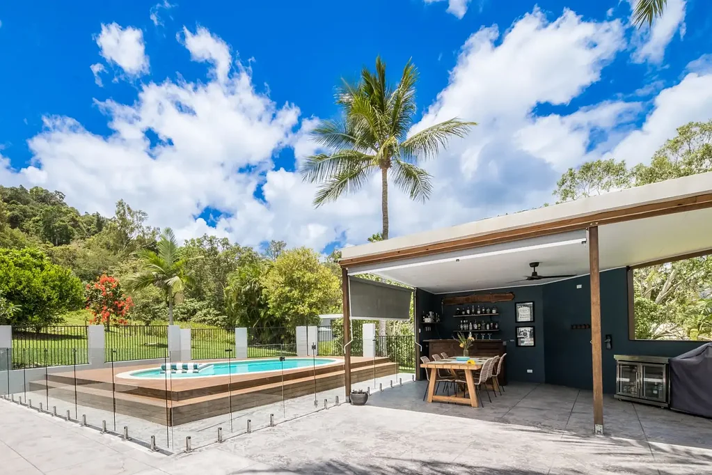 Sugarloaf 3Zimmer 8208m2 – HOME – POOL – SHED – CLOSE TO TOWN