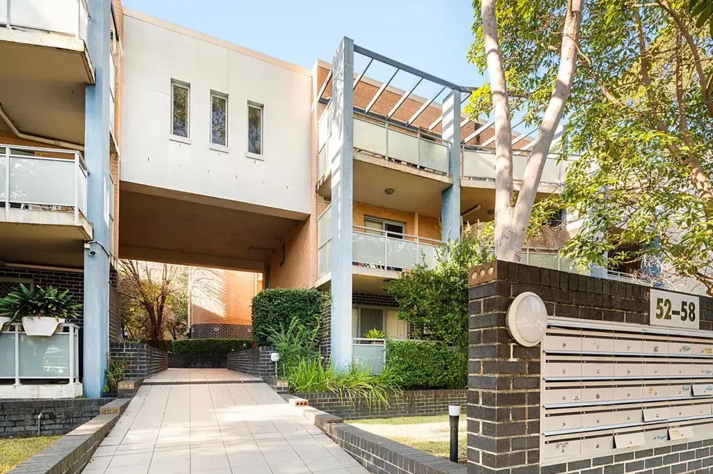 Renovated Spacious Two Bedroom Apartment